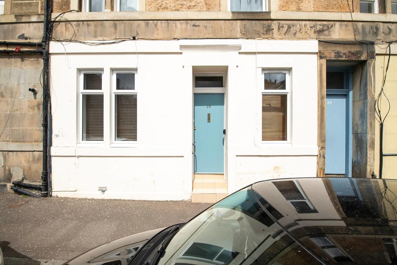 Guestready Apartment On Easter Road Edinburgh Exterior foto